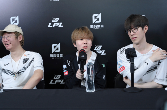 因盲目压上 因盲目压上