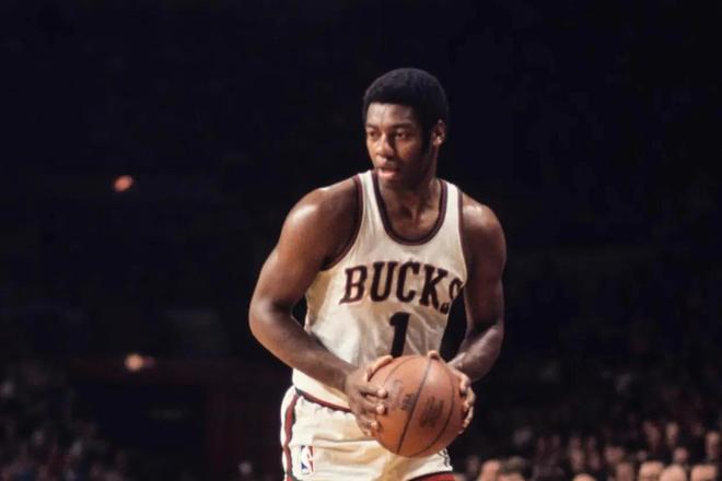 低风险高回 低风险高回